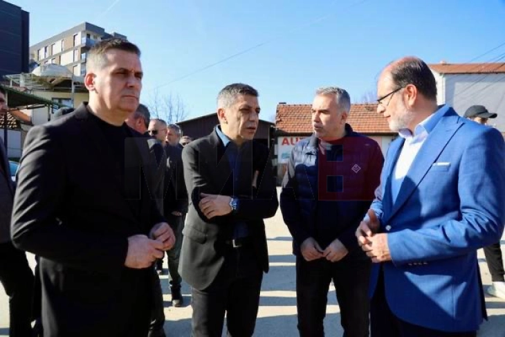 Mexhiti dhe Hoxha në terren: Dizhoni po transformohet nga themeli