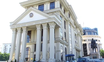 МНРиНТ: Над 400 граѓани побарале информации за евакуација, а 30 од нив се подготвени да го напуштат Блискиот Исток