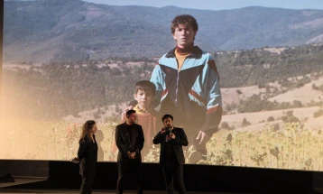 Министерство за култура и туризам: Премиерата на филмот „Диџеј Ахмет“ во Брисел ја одушеви публиката