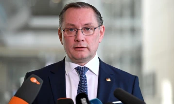 Чрупала со критика за американско-израелските напади врз Иран