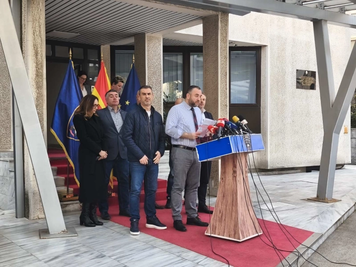 Тошковски за трагедијата во Карпош: Жртвата негирала насилство, а сопругот бил апсен и имал криминално досие