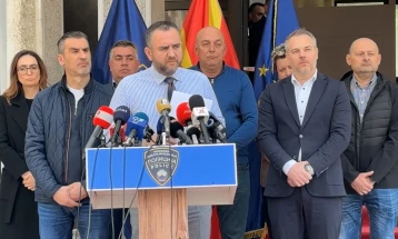 Тошковски за трагедијата во Карпош: Жртвата негирала насилство, а сопругот бил апсен и имал криминално досие (ДПЛ)