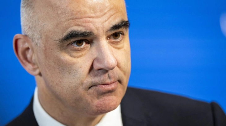 Берсе в четврток и в петок во посета на Србија