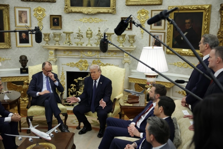 Trampi: Çmimet e naftës do të bien kur të përfundojë lufta, është më mirë nëse Iranin nuk e udhëheqë Pahlavi