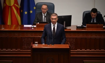 Мицкоски до Реџепи: Канабис економската политика на преходната влада што ја поддржувавте е минато