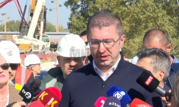 Премиерот Мицкоски во Штип, АКТИВА ги проширува капацитетите