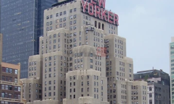 Шест месеци затвор за измамник од Њујорк кој сакал преку дупки во законот да го преземе хотелот „Њујоркер“