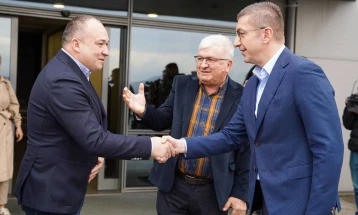 Mickoski: Me mjetet nga kredia hungareze rritet kapaciteti prodhues i AKTIVA Shtip