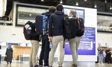 Евакуираните македонски државјани од Израел ќе пристигнат вечерва на Скопскиот аеродром