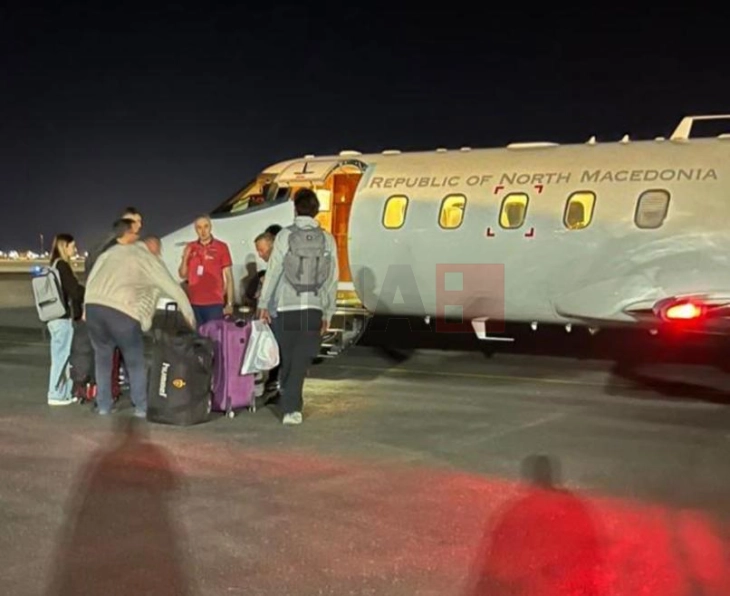 Mucunski: Evakuimi i qytetarëve të Maqedonisë nga Izraeli përfundoi me sukses