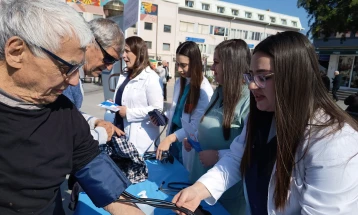 Едукативна превентивна активност во борбата против рак на дебело црево во Кавадарци