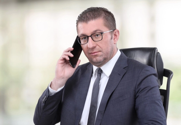 Mickoski me telefon ka biseduar me kryeministrin e Katarit për ngjarjet në Lindjen e Mesme