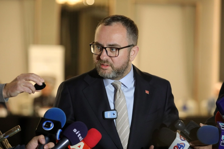 Тошковски: Може да се подобри заштитата на жртвите на семејно насилство, проблем е што тие ја повлекуваат изјавата во полиција