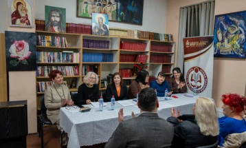 Панел-дискусија во Крива Паланка: „Жената – чувар и двигател на културниот идентитет“