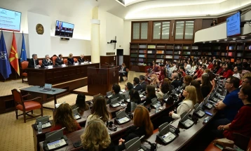 Punëtoria e Parlamentit të ri frankofon 