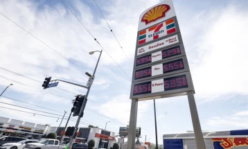 Цената на нафтата надмина 90 долари, најголем неделен раст од 1983 година