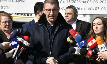 Образованието е фундамент на секоја земја, затоа младите се во фокусот на оваа Влада, вели Мицкоски