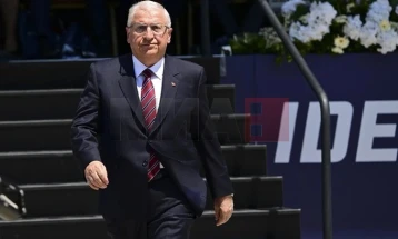 Турски министер за одбрана: Веројатноста за директен конфликт меѓу Турција и Израел е „многу мала“