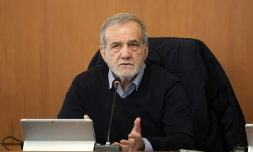 Иран во следните 24 часа ќе избира наследник на Хамнеи