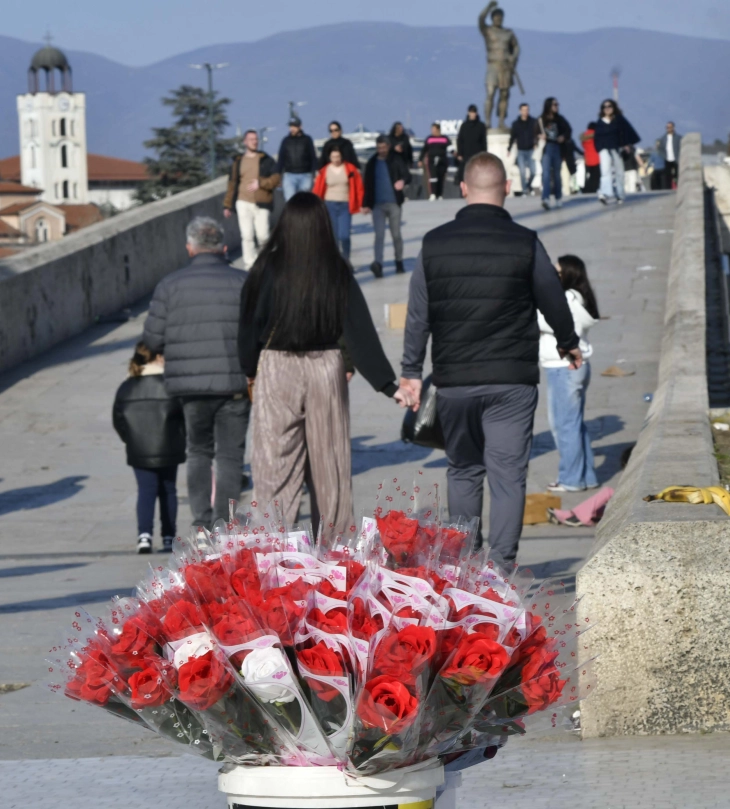 Фото: Убавината на 8 Март во Скопје