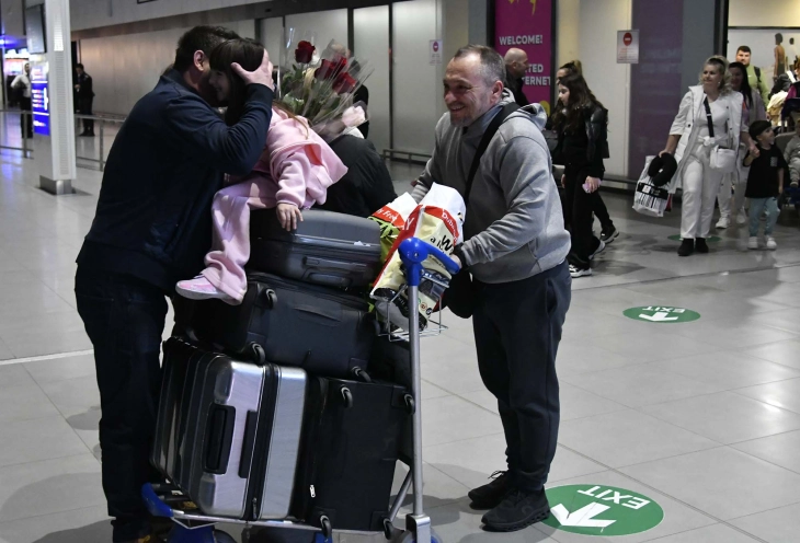 Pas evakuimit të suksesshëm nga Dubai, të martën pritet një aeroplan tjetër nga Emiratet, po punohet edhe në evakuimin e qytetarëve tanë nga Bahrejni, Katari dhe Kuvajti