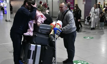 Pas evakuimit të suksesshëm nga Dubai, të martën pritet një aeroplan tjetër nga Emiratet, po punohet edhe në evakuimin e qytetarëve tanë nga Bahrejni, Katari dhe Kuvajti