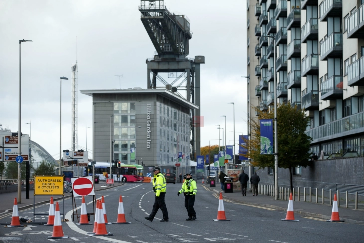 U rrëzua një ndërtesë pas zjarrit në stacionin qendror hekurudhor në Glazgou, anulohen dhjetëra trena