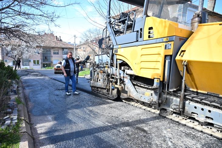 Завршува реконструкцијата на штипската улица „Пиринска“
