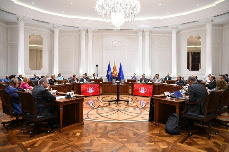 Mickoski në takim me  Këshillin e investitorëve të huaj