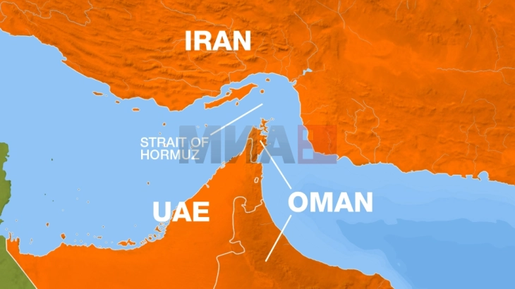 Një anije kontejnerësh është dëmtuar nga një raketë e paidentifikuar pranë Ngushticës së Hormuzit, njoftoi Organizata Britanike e Marinës Tregtare