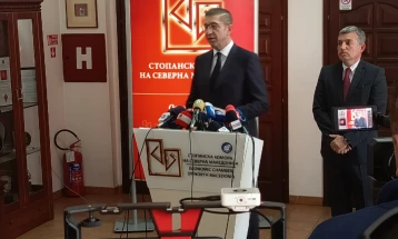 Mickoski sot pasdite në takim me tregtarët dhe përfaqësuesit e marketeve
