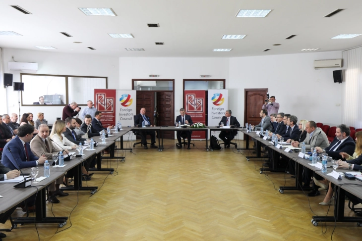  Мицкоски попладнево на средба со трговците и претставници на маркетите