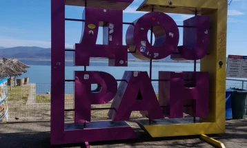 Туристите во Дојран најмногу сакаат да слушаат за живиот свет и за ловење риби со мандри