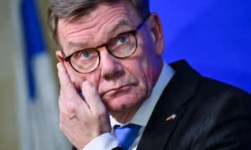 Vadeful: Nuk ka shenja minash në Ngushticës së Hormuzit