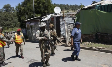 Јужна Африка распоредува војници на улиците на Јоханесбург за борба против организираниот криминал