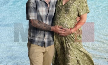 Ќерката на Џек Озборн крстена по нејзиниот покоен дедо, Ози