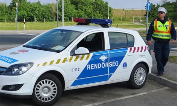 Унгарија и ги врати запленетите оклопни возила на Украина, но ги задржа парите и златото додека трае истрагата