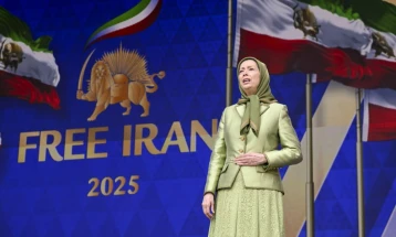 Opozita iraniane në ekzil paralajmëron qeveri të përkohshme në rast të rënies së regjimit në Teheran