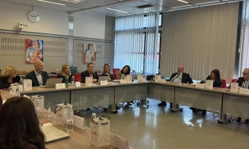 Азески на состанок на Советодавниот одбор  на Економскиот факултет при Универзитетот во Љубљана