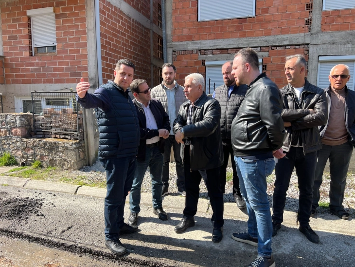 Valbon Limani promovoi fillimin e punimeve në dy rrugë