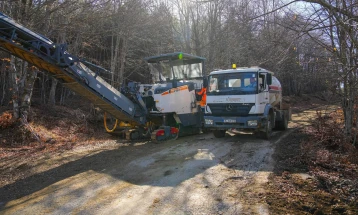 Започна реконструкцијата на патот кон туристичкиот локалитет Калин Камен во Крива Паланка