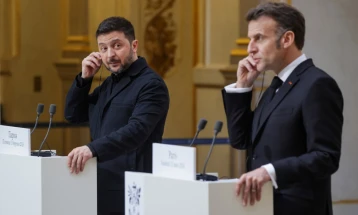 Makron: Konflikti në Lindjen e Afërt nuk do t'i sjellë lehtësim Rusisë në luftën e saj në Ukrainë