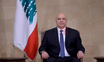 Аун бара директни разговори, а Израел со летоци ги повикува Либанците да му се спротивстават на Хезболах