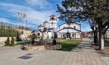 Во Кочани литургија и општ парастос за упокоените во пожарот во дискотеката „Пулс“