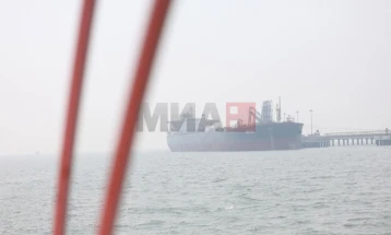 Италија: Не се подготвуваат тајни договори со Иран за Ормускиот Теснец