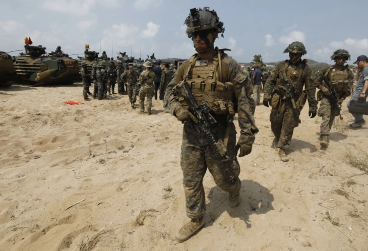 Ej-Bi-Si: SHBA-ja dërgon 2.200 marinsa në anije drejt Lindjes së Mesme