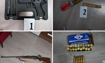 Në Xhepçisht privohet nga liria një 15-vjeçar për shkak të kërcënimeve për vrasje dhe vendosje të bombave