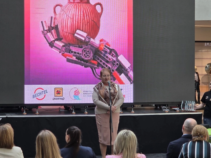 Јаневска го отвори натпреварот по едукативна роботика „First Lego League 2025-2026 UN-EARTHED Challenge“