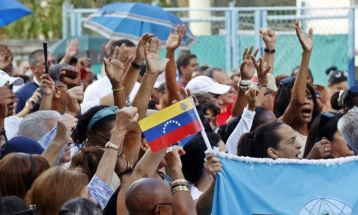 Протест во кубанскиот град Морон поради енергетската криза, оштетени простории на владејачката Комунистичка партија