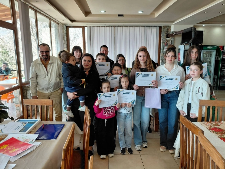 Во Пустец доделени наградите на најуспешните на конкурсот „Моите македонски корени“